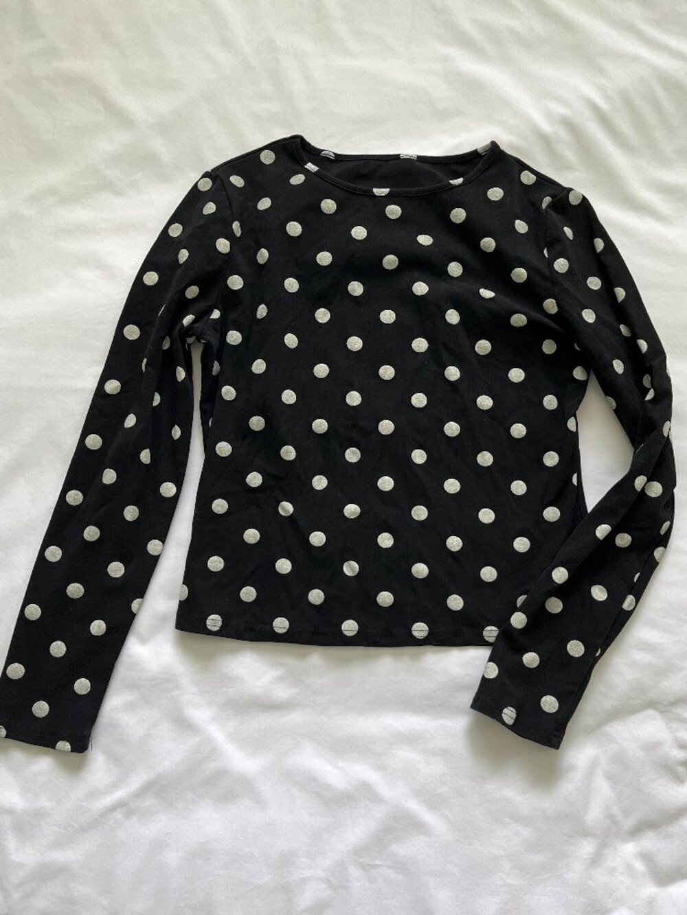 Women's/Junior's Polka dot Long Sleeve